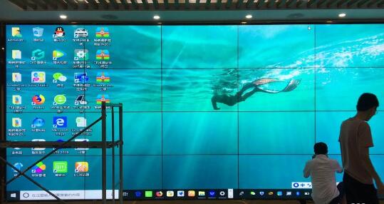 智能顯示屏升級(jí)轉(zhuǎn)變的過(guò)程中一直都有晶振默默跟隨 智能顯示屏升級(jí)轉(zhuǎn)變的過(guò)程中一直都有晶振默默跟隨